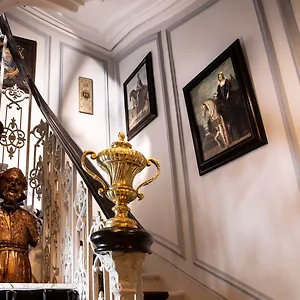 Henri Iv Hotel Paris