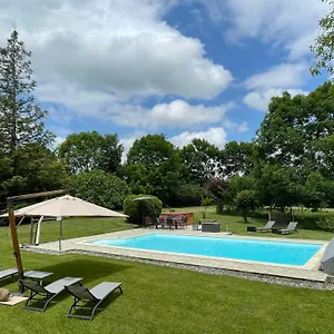 Le Clos 3* Galan